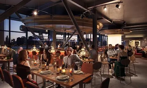 Hotel Sable At Navy Pier Chicago, Curio Collection By Hilton Chicago