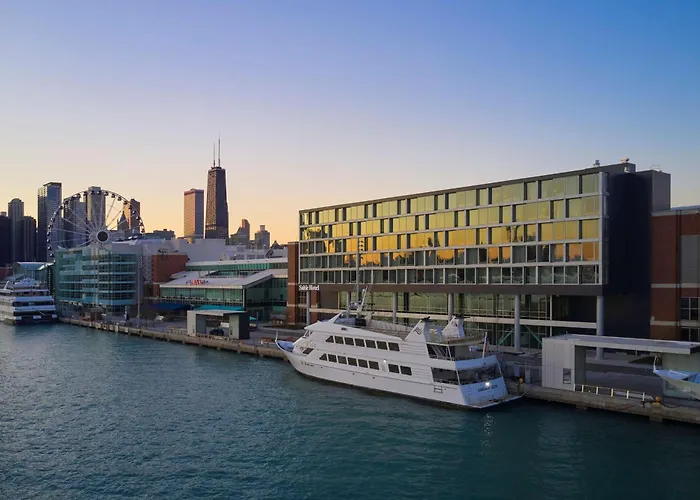 Hotel Sable At Navy Pier Chicago, Curio Collection By Hilton