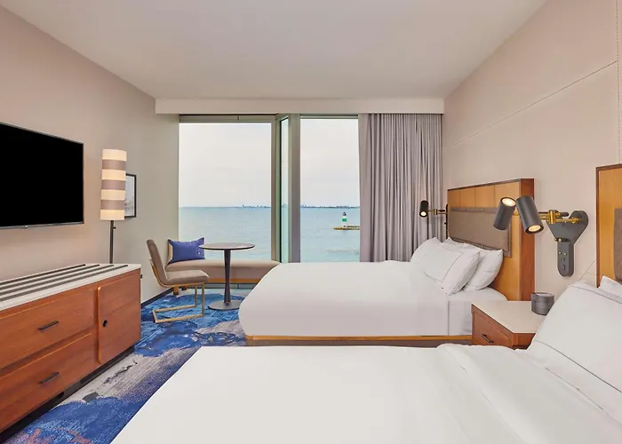 Sable At Navy Pier Chicago, Curio Collection By Hilton Hotel