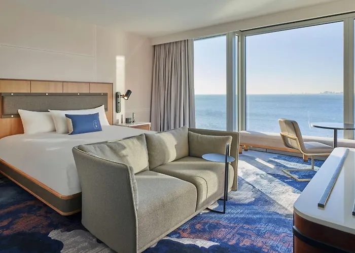 Sable At Navy Pier Chicago, Curio Collection By Hilton