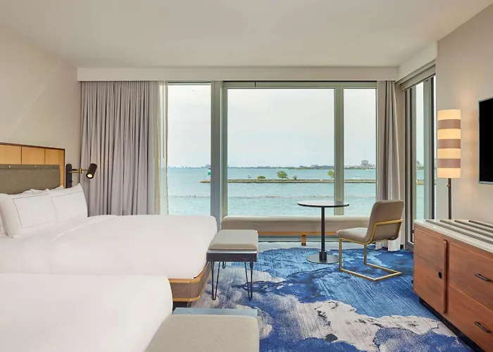 Sable At Navy Pier Chicago, Curio Collection By Hilton Chicago