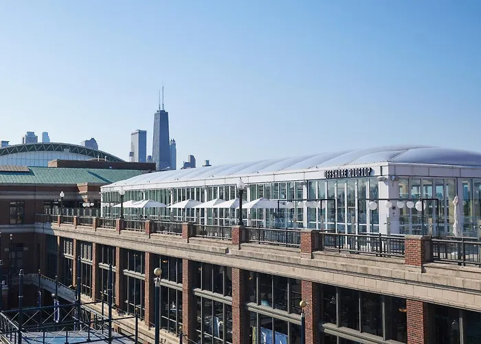 Sable At Navy Pier Chicago, Curio Collection By Hilton Chicago