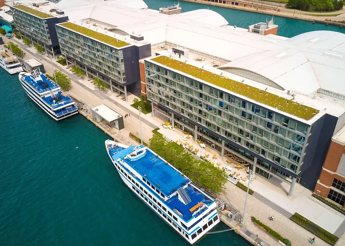 Hotel Sable At Navy Pier Chicago, Curio Collection By Hilton Chicago