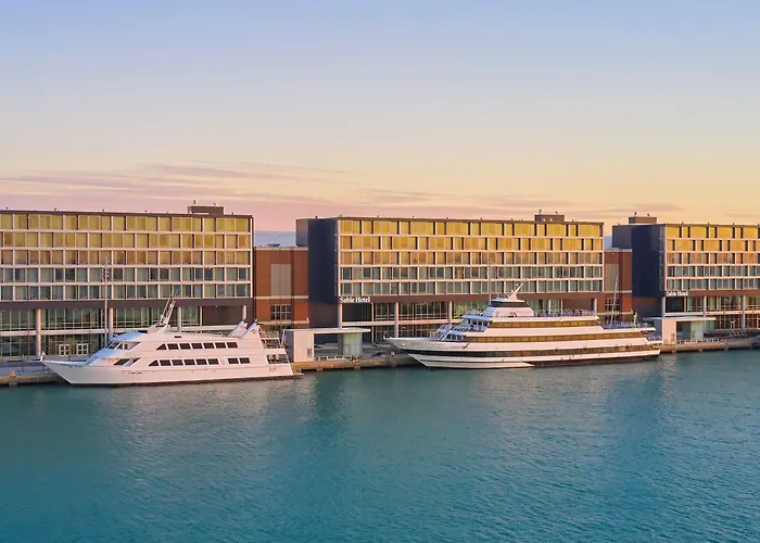 Sable At Navy Pier Chicago, Curio Collection By Hilton